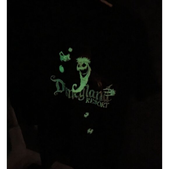 Disneyland Resort Haunted Mansion T-Shirt Glow In The Dark Jack Skellington N - Picture 4 of 4